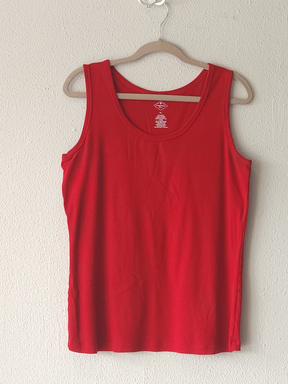 St. John's Bay Solid Red Scoop Neck Tank Top XL Never Worn